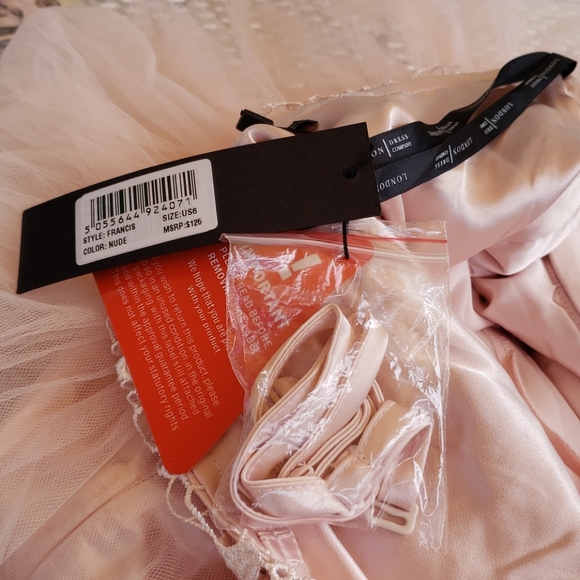 NWT London Strapless lace top tulle skirt dress - Picture 7 of 7